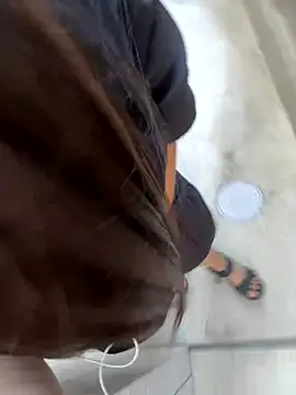 Snapshot of mai_honey chatting on October 9, 7:17 am mai honey online show from October 9, 7:17 am