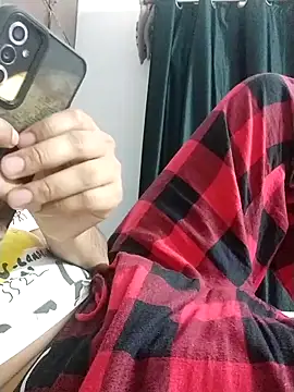 Snapshot of 9inch_hard chatting on February 20, 9:09 pm 9inch hard online show from February 20, 9:09 pm