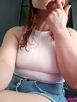 chanel-2025 online show from October 8, 8:17 pm