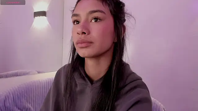 Anniie  Evans online show from September 17, 3:03 pm