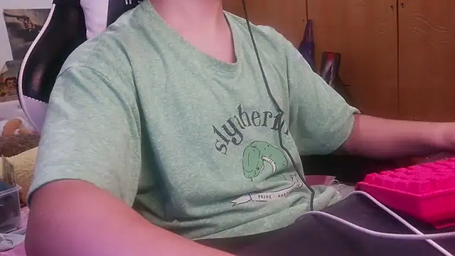 Snapshot of Anson0722 chatting on June 23, 2:04 pm Anson0722 online show from June 23, 2:04 pm