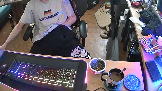 DerGeileLoveboy online show from March 12, 1:17 pm