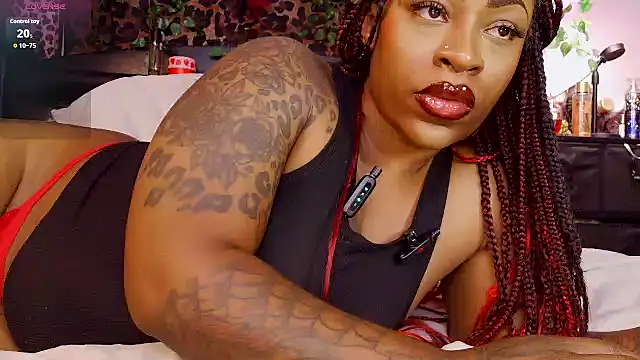Snapshot of MsBootyBoop chatting on July 20, 8:28 am MsBootyBoop online show from July 20, 8:28 am