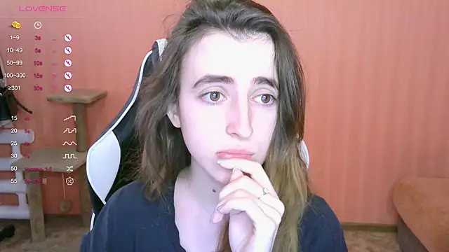 Snapshot of reaiss chatting on February 28, 4:43 am reaiss online show from February 28, 4:43 am