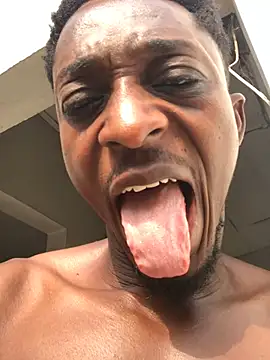 Snapshot of justyou2025 chatting on March 1, 3:49 pm justyou2025 online show from March 1, 3:49 pm