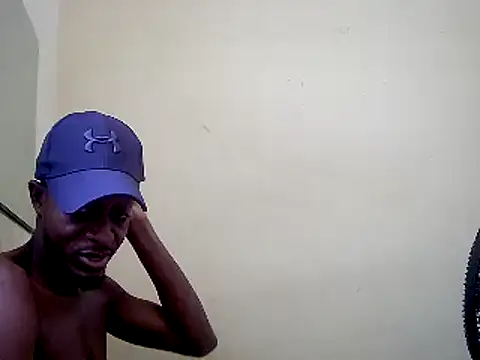 Snapshot of justyou2025 chatting on March 9, 9:46 am justyou2025 online show from March 9, 9:46 am