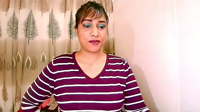 Snapshot of Indian_Erotic69 chatting on July 14, 5:23 am Indian Erotic69 online show from July 14, 5:23 am