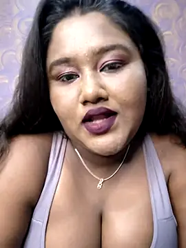 horny diana online show from May 15, 5:09 pm