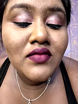 horny diana online show from May 24, 4:12 pm