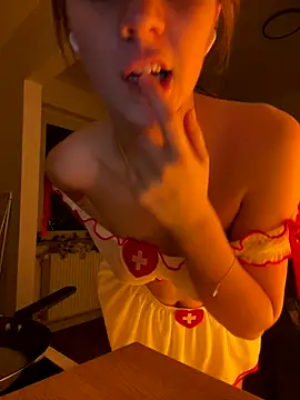 brinkangelikaa online show from December 13, 8:47 pm