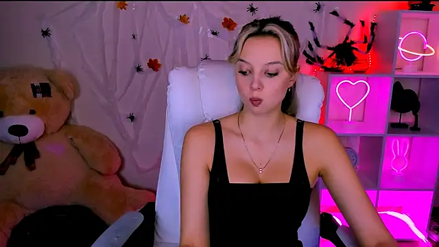 Snapshot of melissa_richardson chatting on November 1, 8:38 am melissa richardson online show from November 1, 8:38 am