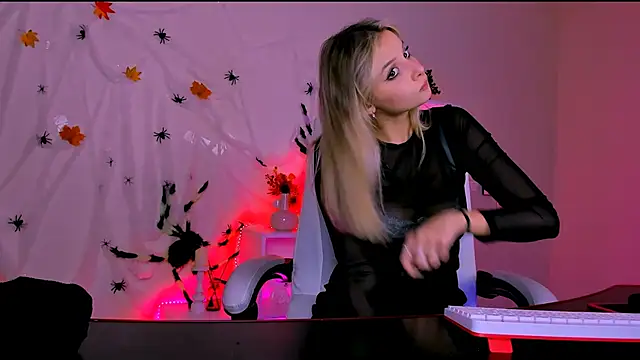 Snapshot of melissa_richardson chatting on November 5, 4:51 pm melissa richardson online show from November 5, 4:51 pm