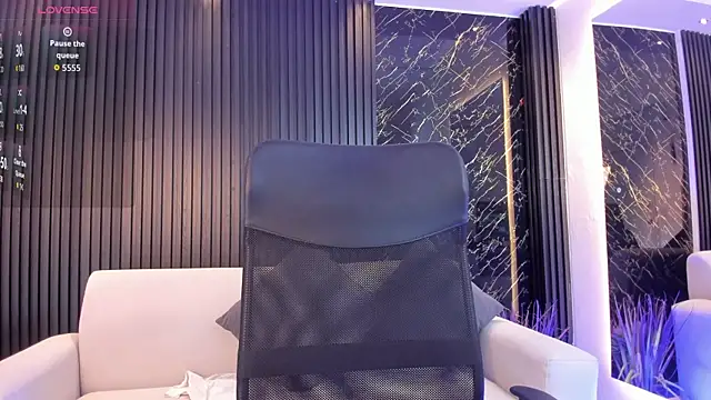 Ivaannaa  online show from June 12, 12:59 pm