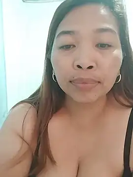 Snapshot of Sweet_fatty18 chatting on June 25, 2:11 am Sweet fatty18 online show from June 25, 2:11 am