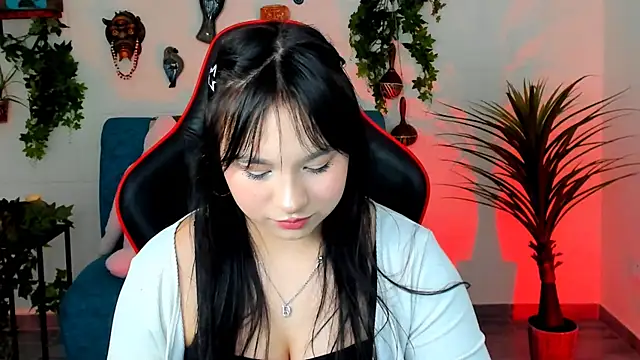 Snapshot of HanaWise chatting on February 22, 8:18 am HanaWise online show from February 22, 8:18 am