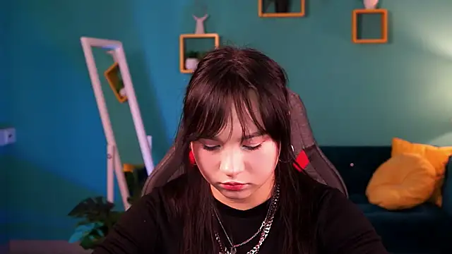 Snapshot of HanaWise chatting on March 5, 8:21 am HanaWise online show from March 5, 8:21 am