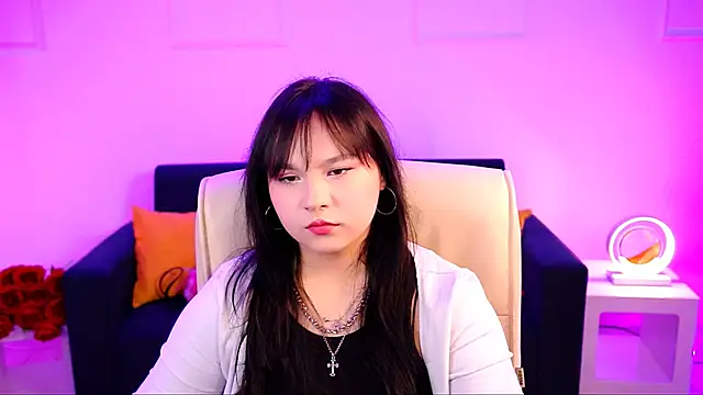 Snapshot of HanaWise chatting on March 15, 4:02 am HanaWise online show from March 15, 4:02 am