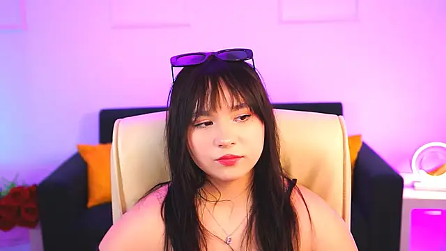 Snapshot of HanaWise chatting on March 21, 11:12 am HanaWise online show from March 21, 11:12 am