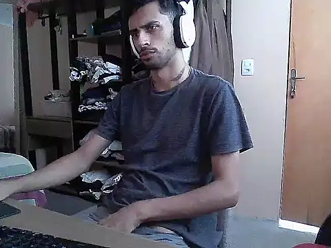 Snapshot of iendriw chatting on March 19, 6:12 pm iendriw online show from March 19, 6:12 pm