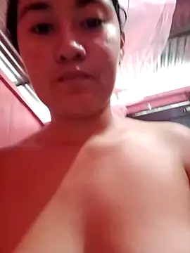 Snapshot of meddy_delicinha chatting on March 2, 2:32 pm meddy delicinha online show from March 2, 2:32 pm