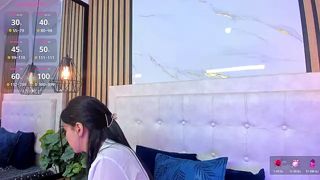 Snapshot of Madyson18 chatting on February 27, 11:32 am Madyson18 online show from February 27, 11:32 am