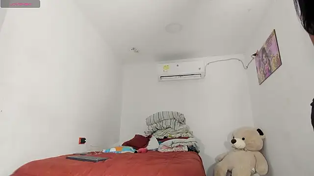 flor herrera01 online show from March 5, 4:08 am