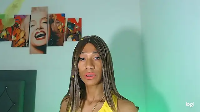 red veltet online show from January 19, 11:36 am