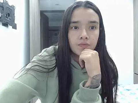  luna 777 online show from April 2, 3:04 am