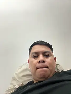 Snapshot of flaco16 chatting on February 7, 6:06 am flaco16 online show from February 7, 6:06 am