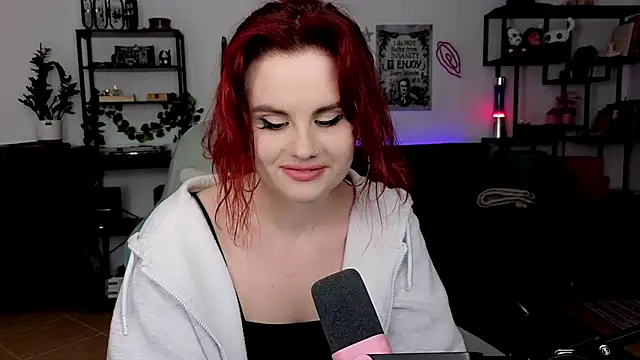 Della Ideal online show from March 30, 6:20 pm