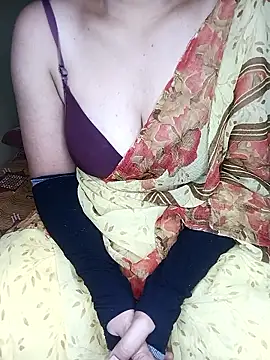 Snapshot of geetha_telugu_kan277 chatting on January 16, 6:17 am geetha telugu kan277 online show from January 16, 6:17 am