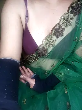 Snapshot of geetha_telugu_kan277 chatting on February 7, 5:49 pm geetha telugu kan277 online show from February 7, 5:49 pm