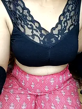 Snapshot of geetha_telugu_kan277 chatting on March 4, 3:07 pm geetha telugu kan277 online show from March 4, 3:07 pm