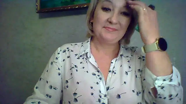 Snapshot of ArielXLoveresss chatting on November 9, 2:48 pm ArielXLoveresss online show from November 9, 2:48 pm