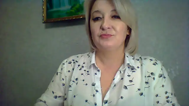 Snapshot of ArielXLoveresss chatting on November 30, 10:19 am ArielXLoveresss online show from November 30, 10:19 am