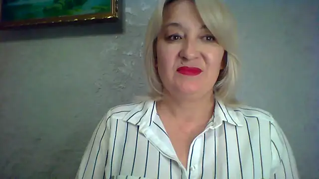 Snapshot of ArielXLoveresss chatting on May 31, 1:07 pm ArielXLoveresss online show from May 31, 1:07 pm