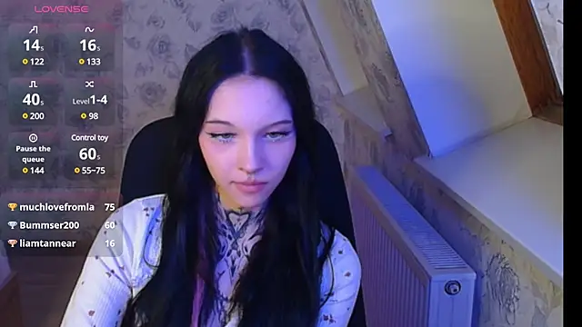 Snapshot of mefwhore chatting on March 19, 10:20 pm mefwhore online show from March 19, 10:20 pm