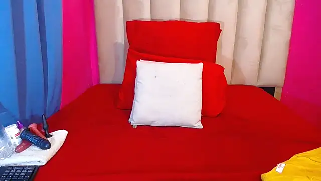 SEXYASSTINAXXX online show from November 29, 7:55 am