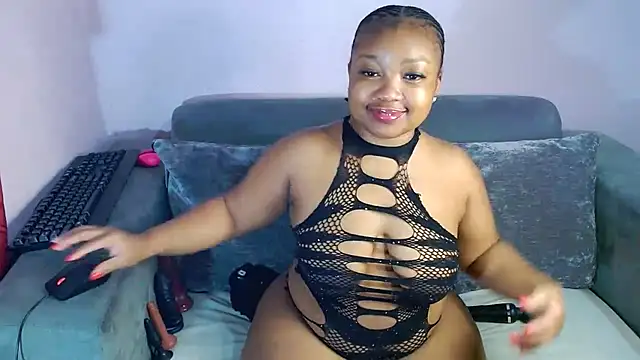 Snapshot of SEXYASSTINAXXX chatting on July 29, 3:48 am SEXYASSTINAXXX online show from July 29, 3:48 am