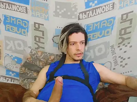 blondetwink online show from April 16, 5:14 pm