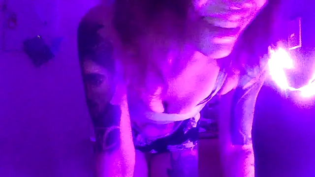 Snapshot of hissexdoll chatting on September 17, 4:36 am hissexdoll online show from September 17, 4:36 am