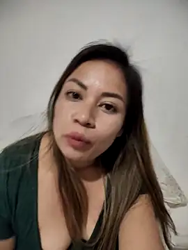 Snapshot of BellaMex89 chatting on March 14, 4:43 am BellaMex89 online show from March 14, 4:43 am