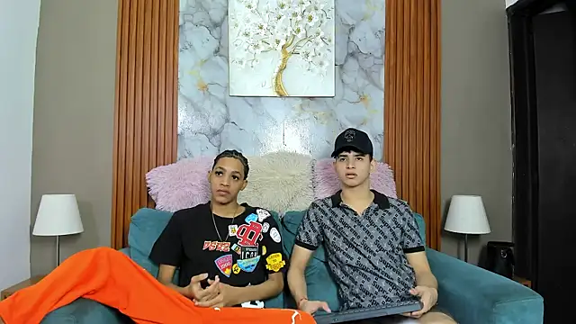KING OFF BOYS online show from April 24, 1:24 pm