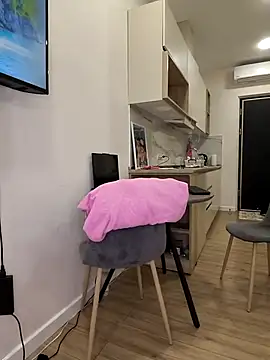  KissMyAss  online show from February 20, 5:13 pm