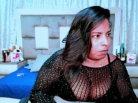 indiantopaz694u online show from March 15, 4:13 am