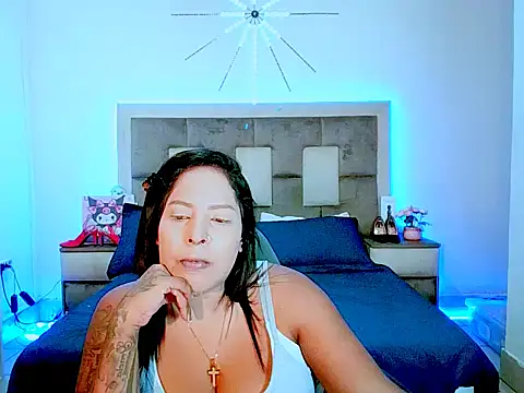 indiantopaz694u online show from March 19, 7:01 am