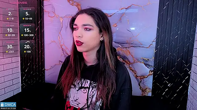 Snapshot of MaeveKuro chatting on February 23, 3:04 am MaeveKuro online show from February 23, 3:04 am