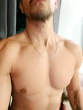 juniortche1313 online show from January 10, 2:24 am