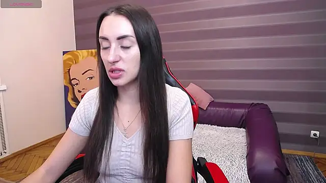 JenniferStone online show from November 6, 9:10 am