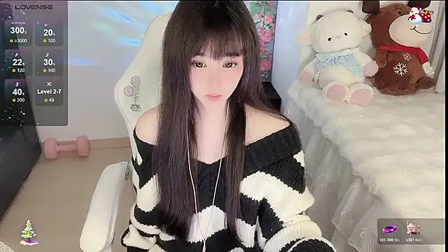 Snapshot of Milla-z chatting on February 5, 11:15 am Milla-z online show from February 5, 11:15 am